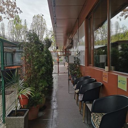 Nevis Fundeni Hotel Bucharest Exterior photo