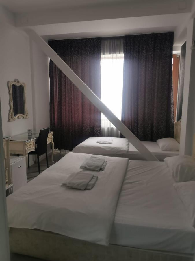 Nevis Fundeni Hotel Bucharest Exterior photo