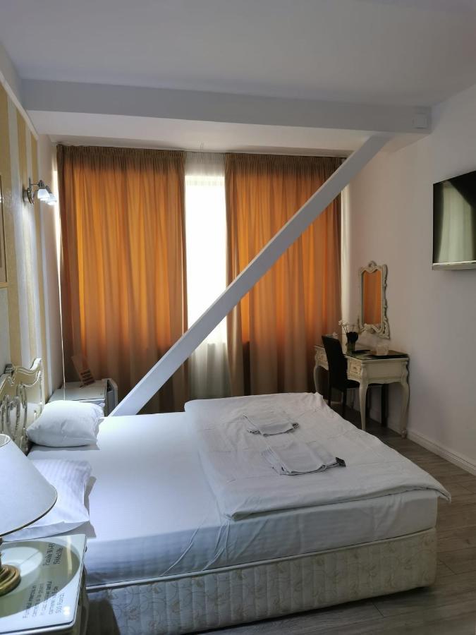 Nevis Fundeni Hotel Bucharest Exterior photo